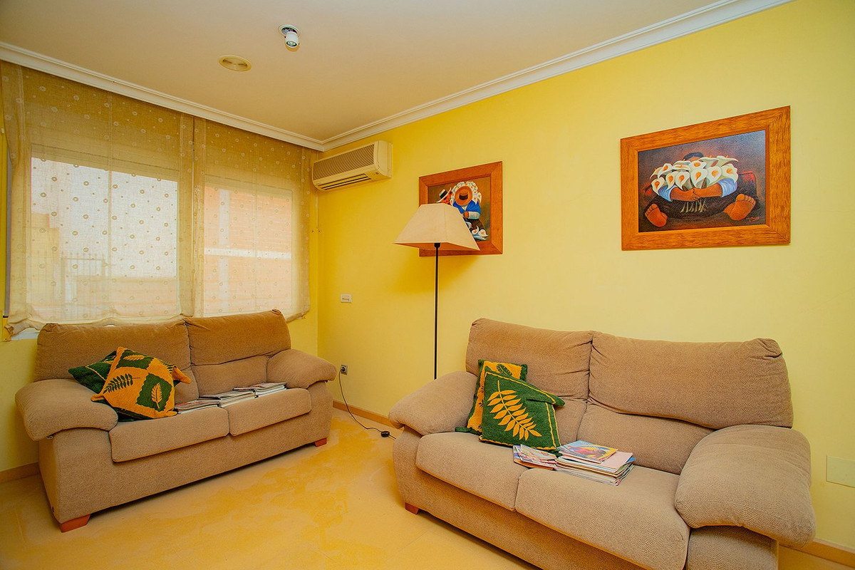 4 Bed Apartment for sale in Torrevieja Costa Blanca, Alicante, Spain