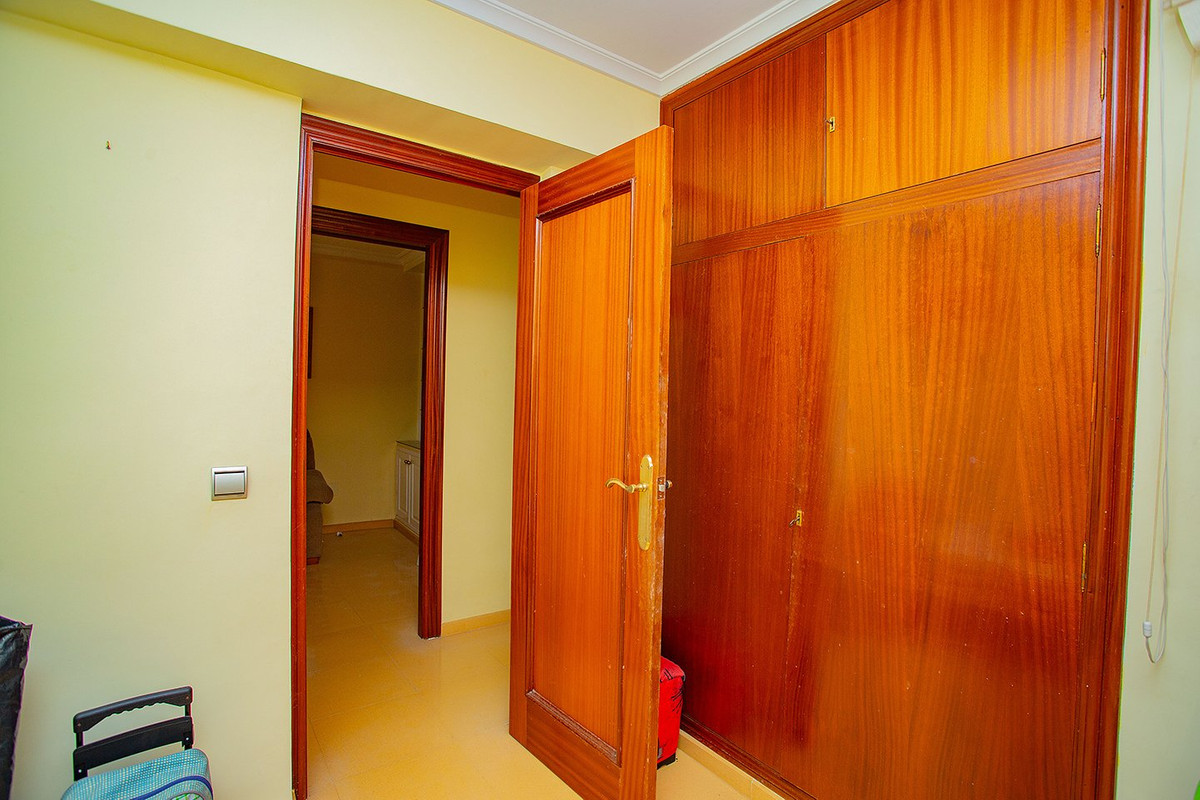 4 Bed Apartment for sale in Torrevieja Costa Blanca, Alicante, Spain