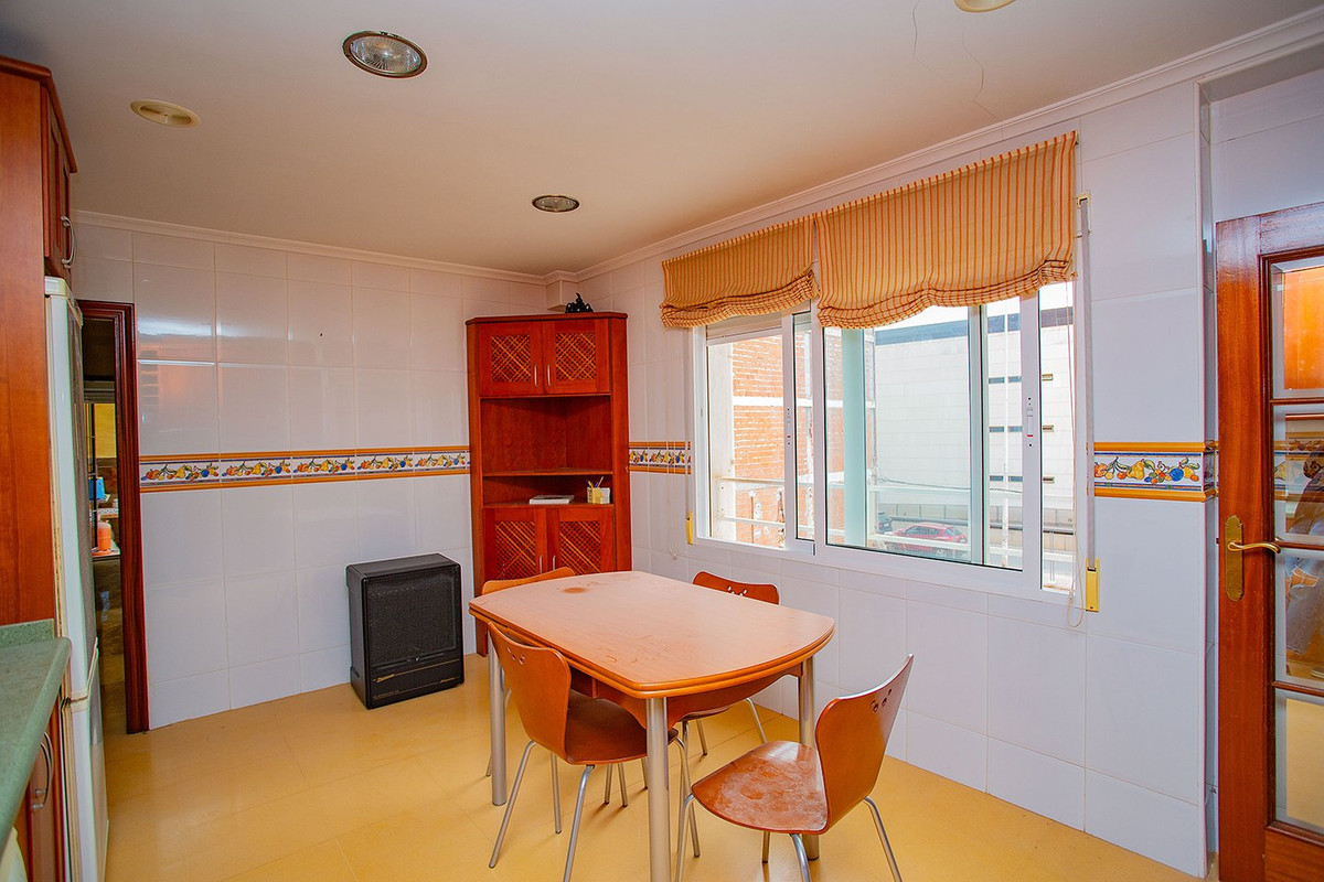 4 Bed Apartment for sale in Torrevieja Costa Blanca, Alicante, Spain