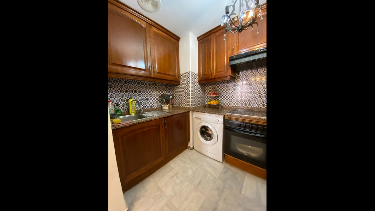 2 Bed Apartment for sale in Torrevieja Costa Blanca, Alicante, Spain