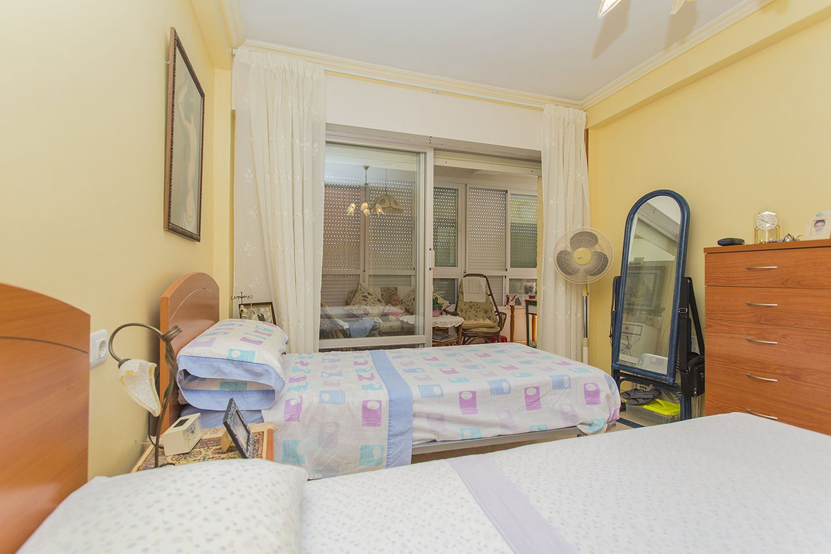 Se vende Apartamento Planta Media de 3 dormitorios en Costa Blanca, Alicante, España