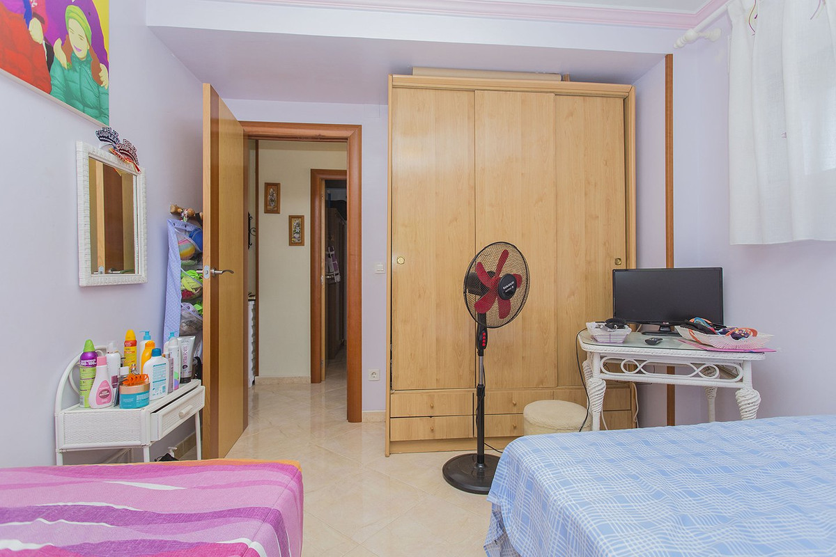 Se vende Apartamento Planta Media de 3 dormitorios en Costa Blanca, Alicante, España