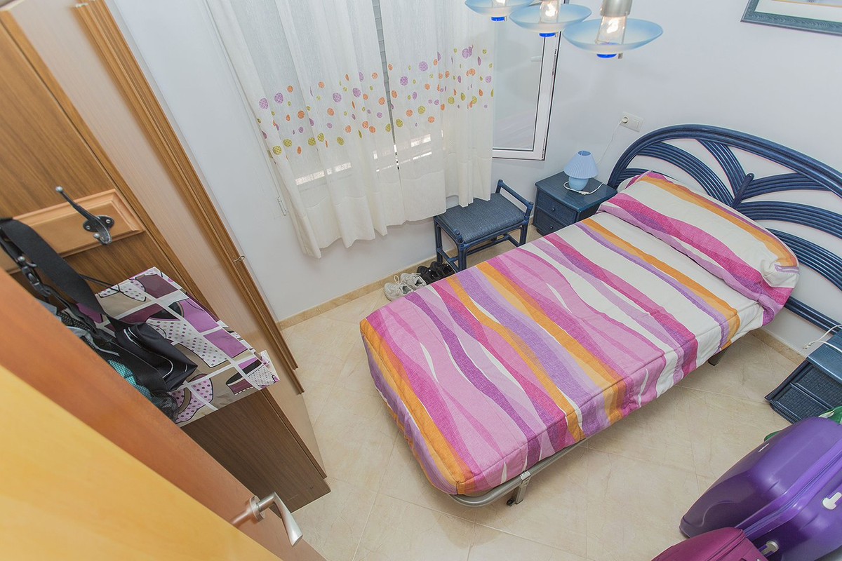 Se vende Apartamento Planta Media de 3 dormitorios en Costa Blanca, Alicante, España
