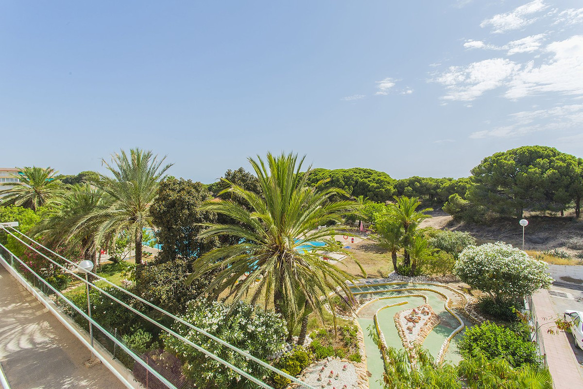 Se vende Apartamento Planta Media de 3 dormitorios en Costa Blanca, Alicante, España