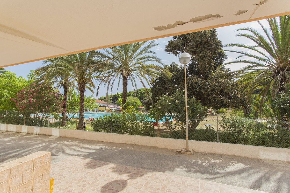 Se vende Apartamento Planta Media de 3 dormitorios en Costa Blanca, Alicante, España