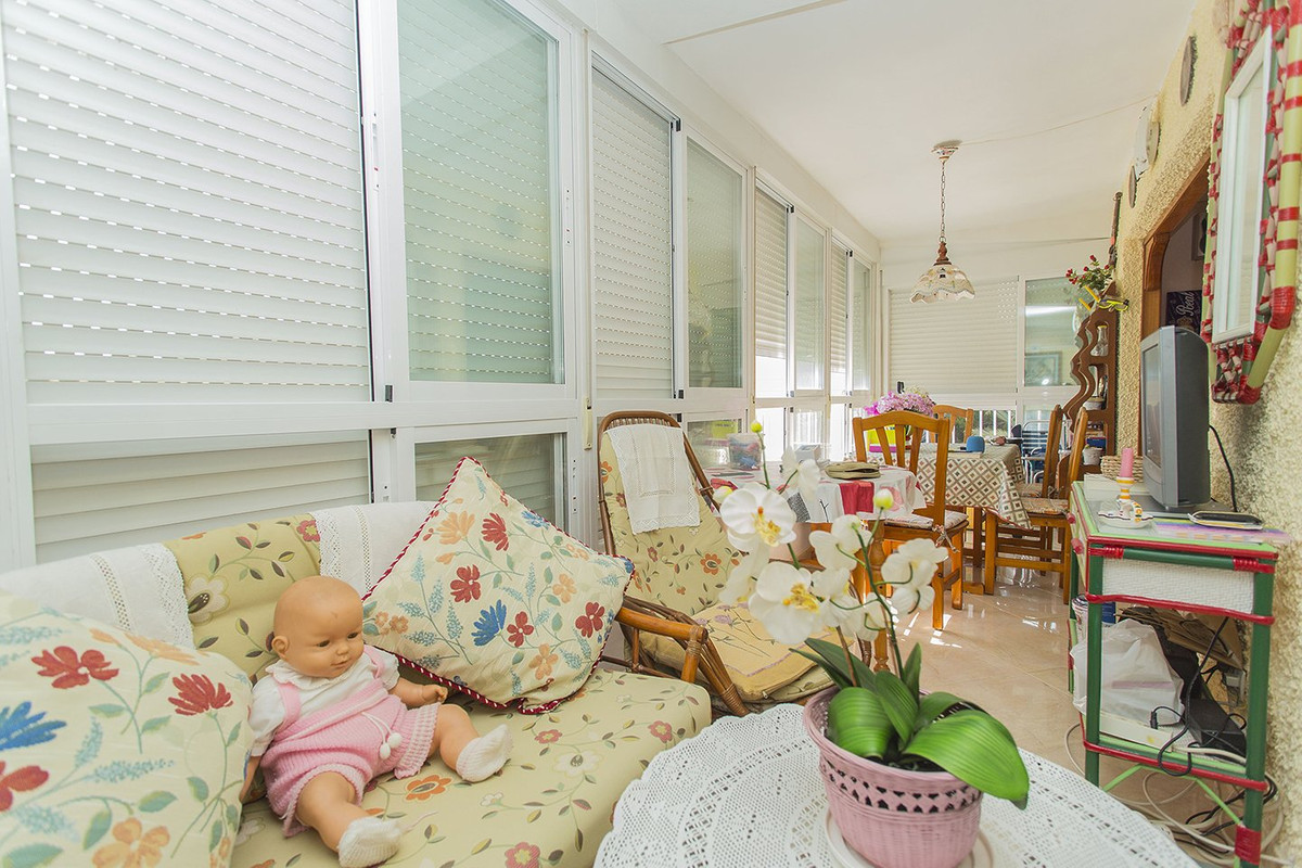 Se vende Apartamento Planta Media de 3 dormitorios en Costa Blanca, Alicante, España