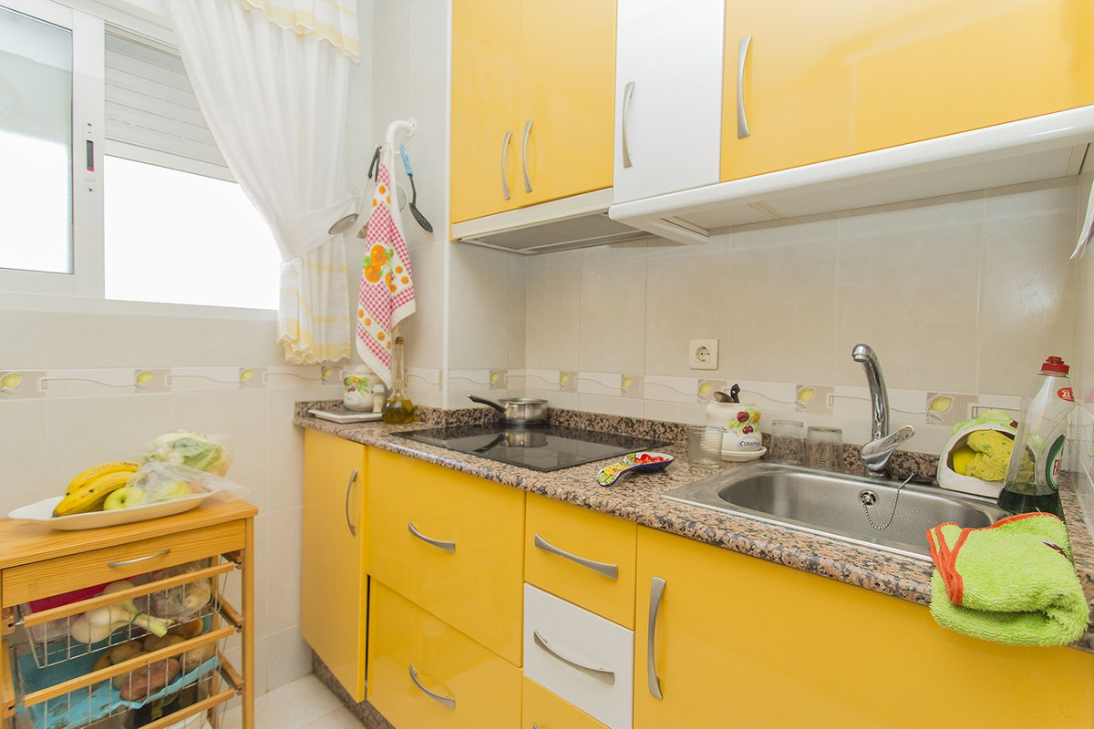 Se vende Apartamento Planta Media de 3 dormitorios en Costa Blanca, Alicante, España