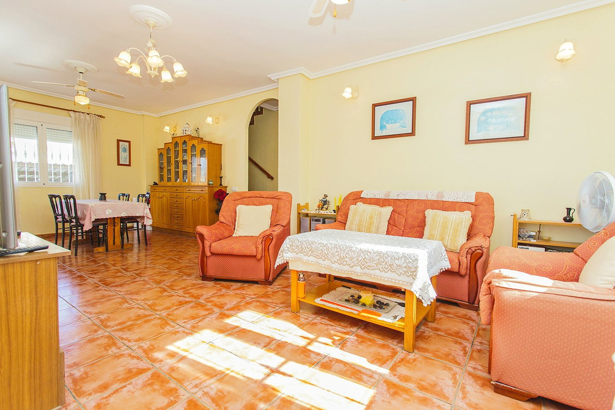 Se vende Villa - Chalet de 5 dormitorios en Costa Blanca, Alicante, España