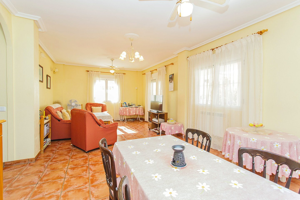 Se vende Villa - Chalet de 5 dormitorios en Costa Blanca, Alicante, España