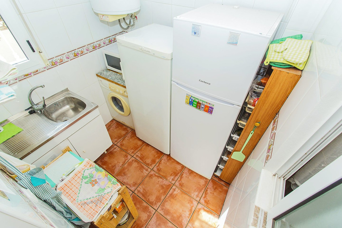 Se vende Villa - Chalet de 5 dormitorios en Costa Blanca, Alicante, España
