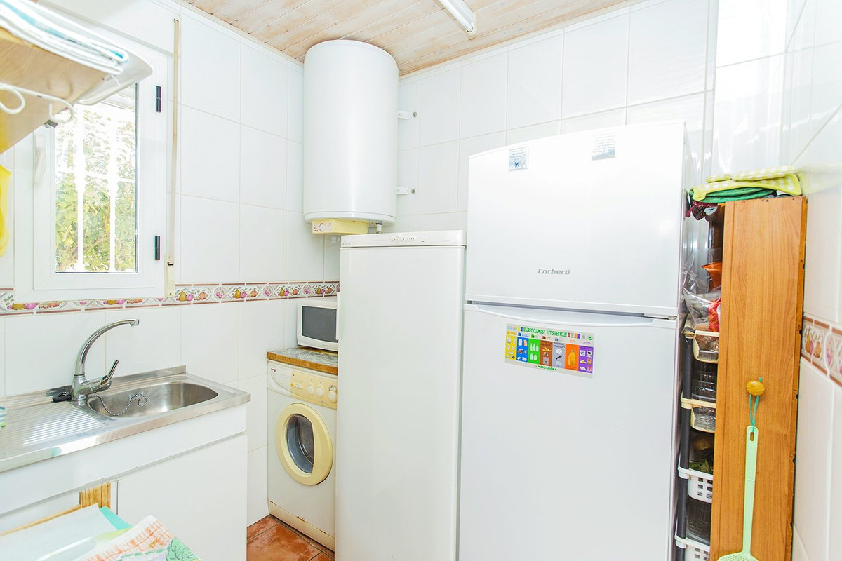 Se vende Villa - Chalet de 5 dormitorios en Costa Blanca, Alicante, España