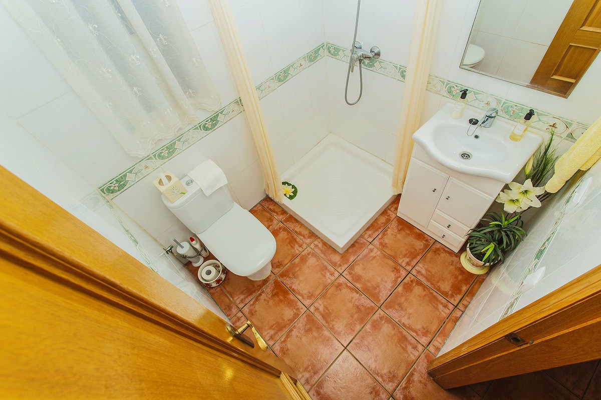 Se vende Villa - Chalet de 5 dormitorios en Costa Blanca, Alicante, España