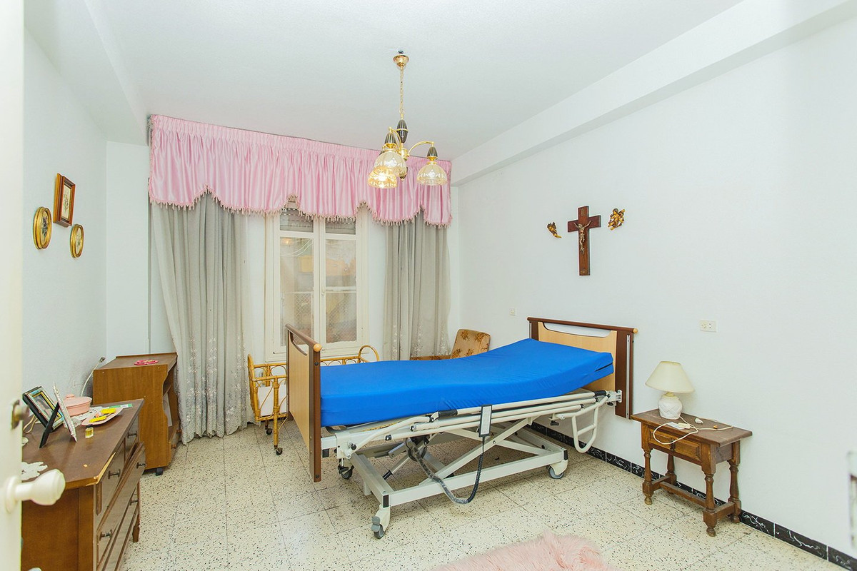 Se vende Apartamento Planta Media de 4 dormitorios en Costa Blanca, Alicante, España