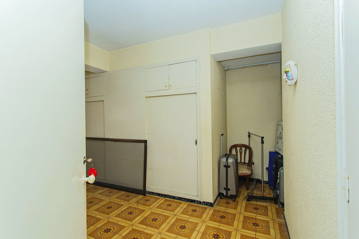 Se vende Apartamento Planta Media de 4 dormitorios en Costa Blanca, Alicante, España