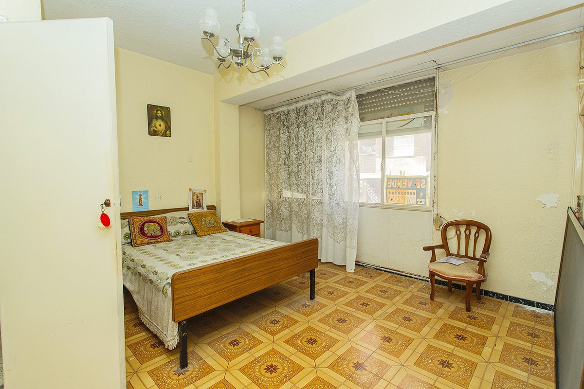 Se vende Apartamento Planta Media de 4 dormitorios en Costa Blanca, Alicante, España