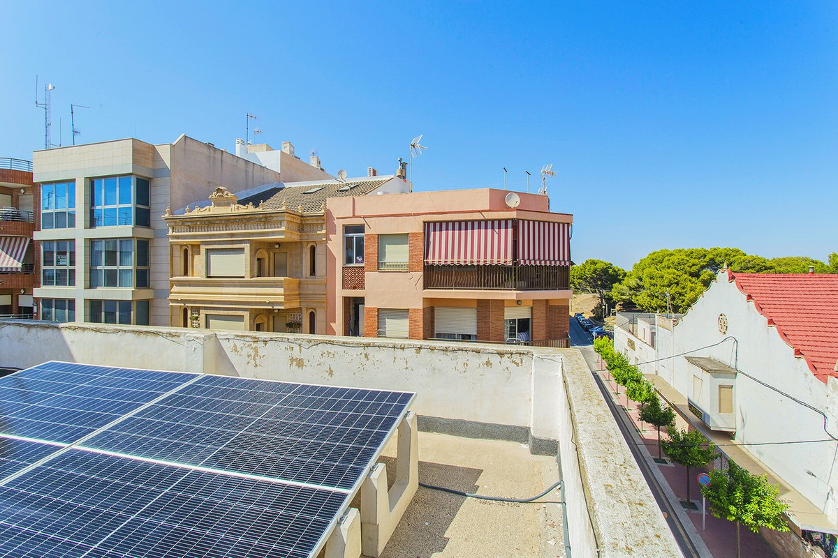 Se vende Apartamento Planta Media de 4 dormitorios en Costa Blanca, Alicante, España