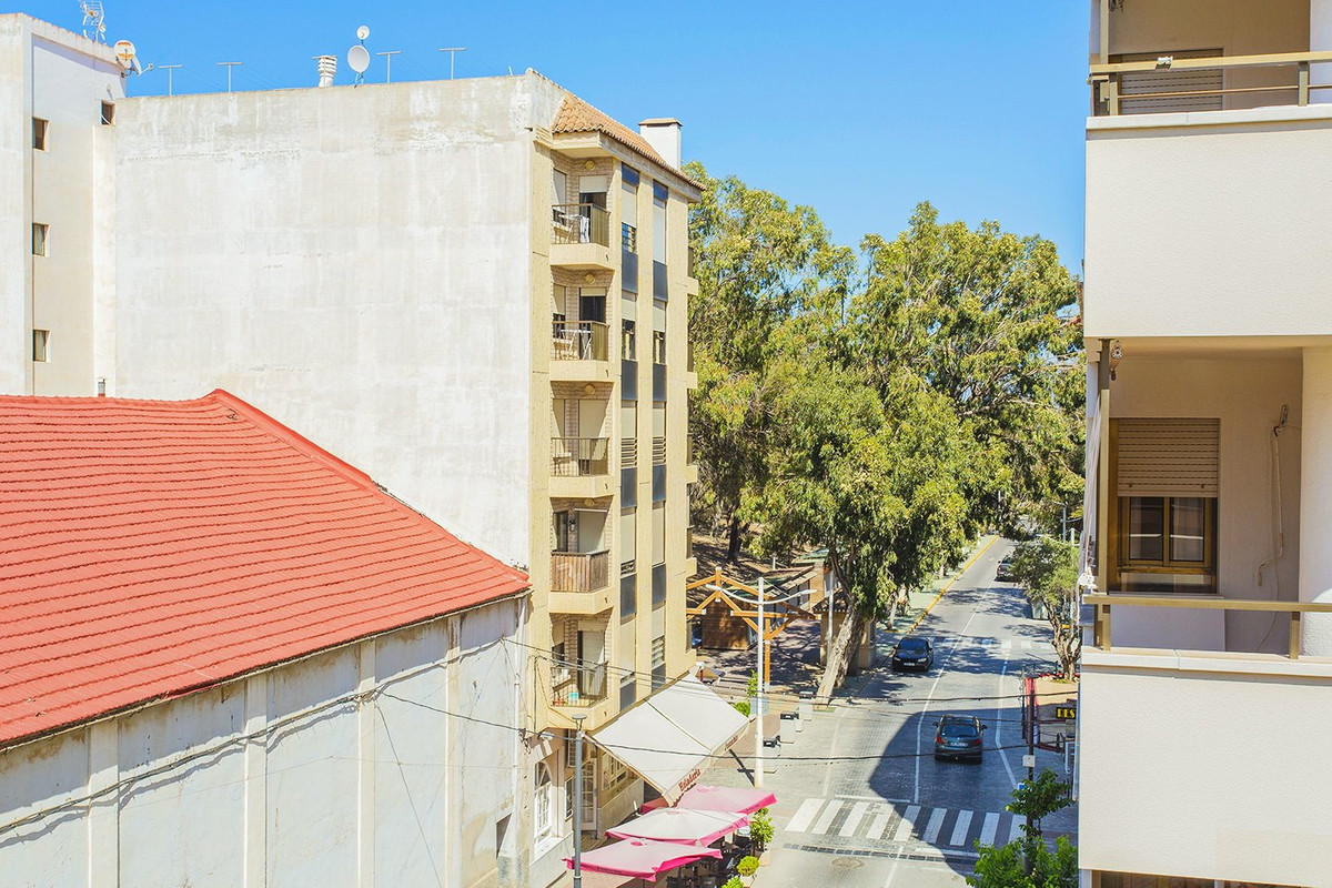 Se vende Apartamento Planta Media de 4 dormitorios en Costa Blanca, Alicante, España