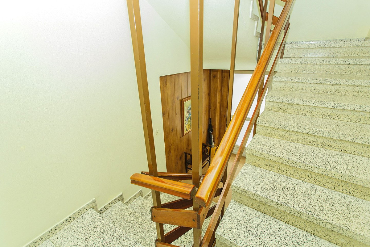 Se vende Apartamento Planta Media de 4 dormitorios en Costa Blanca, Alicante, España