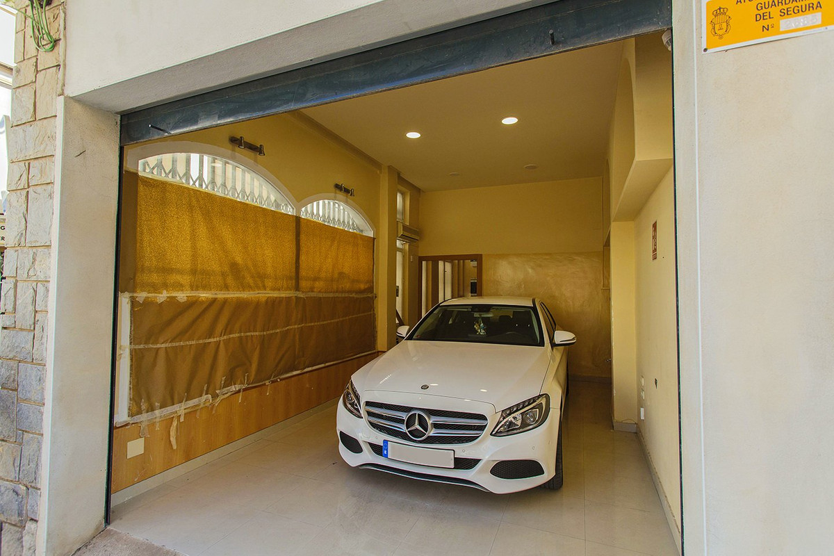 Se vende Apartamento Planta Media de 4 dormitorios en Costa Blanca, Alicante, España