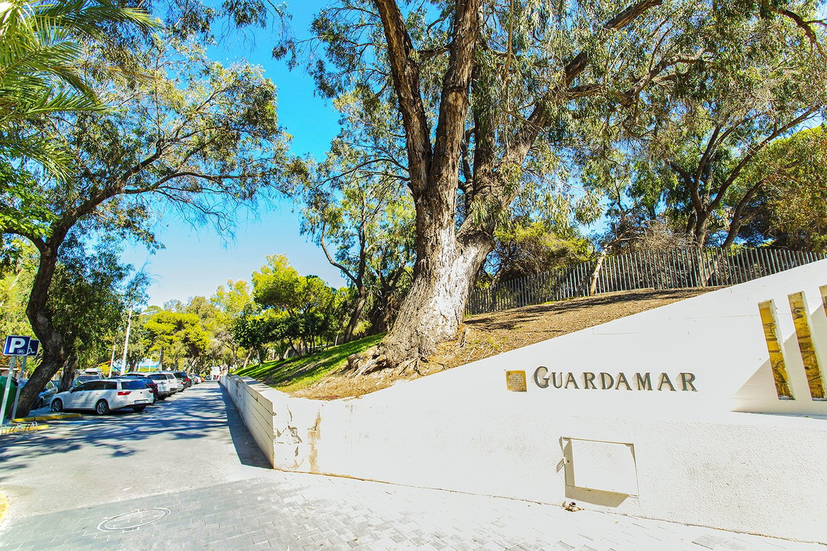 Se vende Apartamento Planta Media de 4 dormitorios en Costa Blanca, Alicante, España
