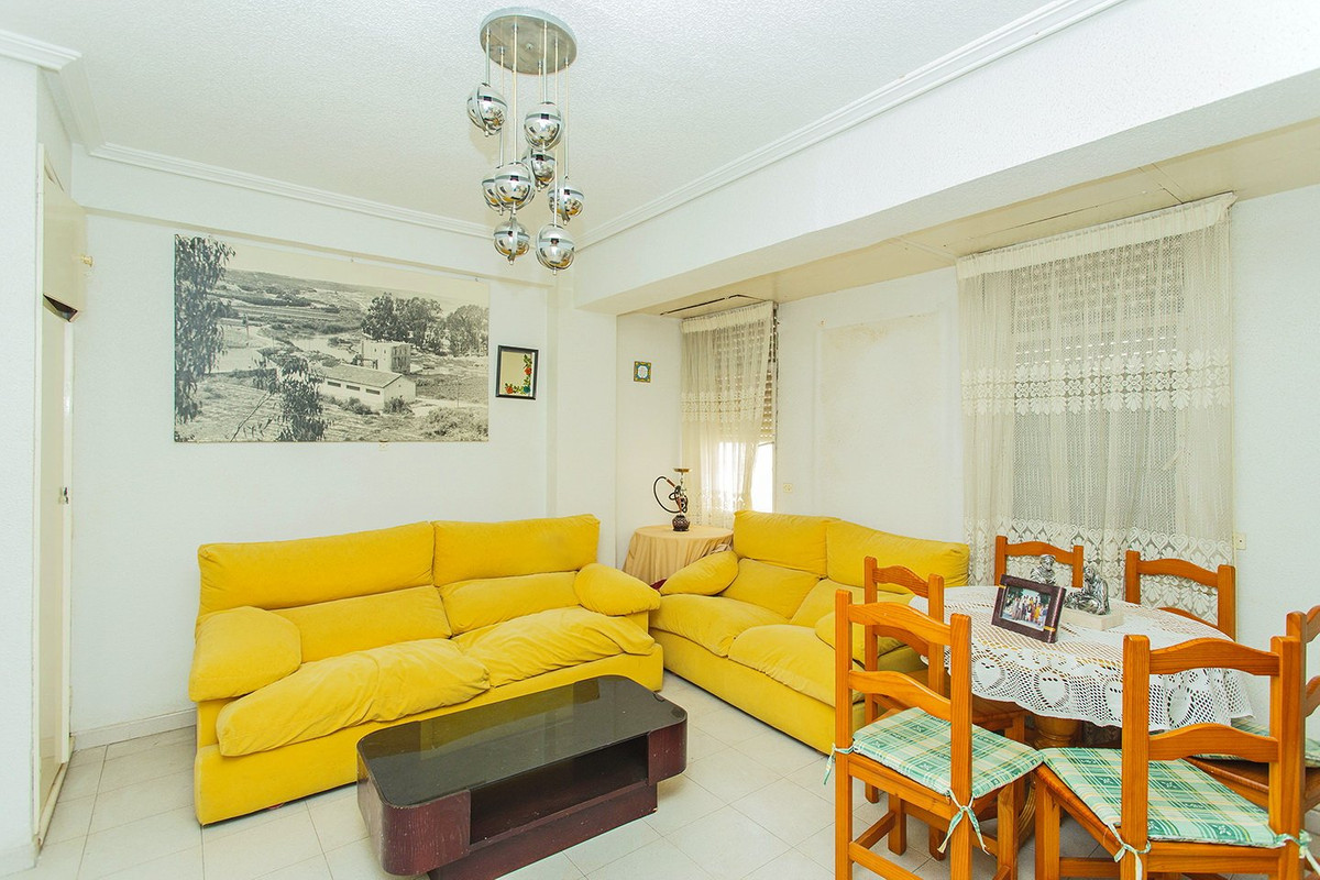 Se vende Apartamento Planta Media de 4 dormitorios en Costa Blanca, Alicante, España