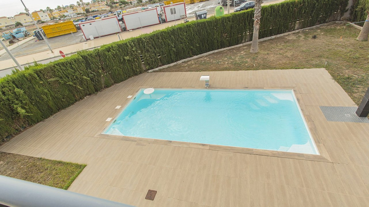 Se vende Villa - Chalet de 3 dormitorios en Costa Blanca, Alicante, España