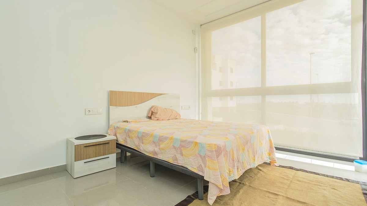 Se vende Villa - Chalet de 3 dormitorios en Costa Blanca, Alicante, España