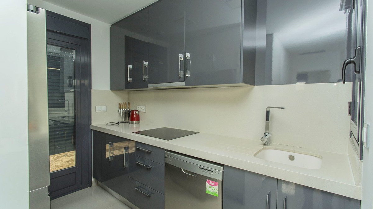 Se vende Villa - Chalet de 3 dormitorios en Costa Blanca, Alicante, España