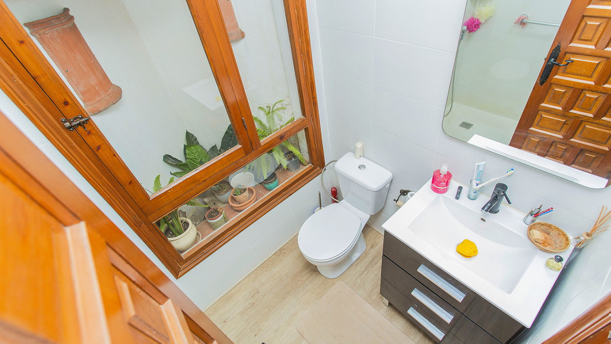 Se vende Villa - Chalet de 2 dormitorios en Costa Blanca, Alicante, España