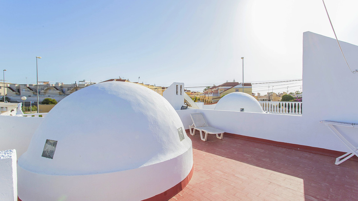 Se vende Villa - Chalet de 2 dormitorios en Costa Blanca, Alicante, España
