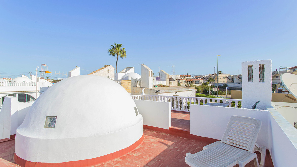 Se vende Villa - Chalet de 2 dormitorios en Costa Blanca, Alicante, España