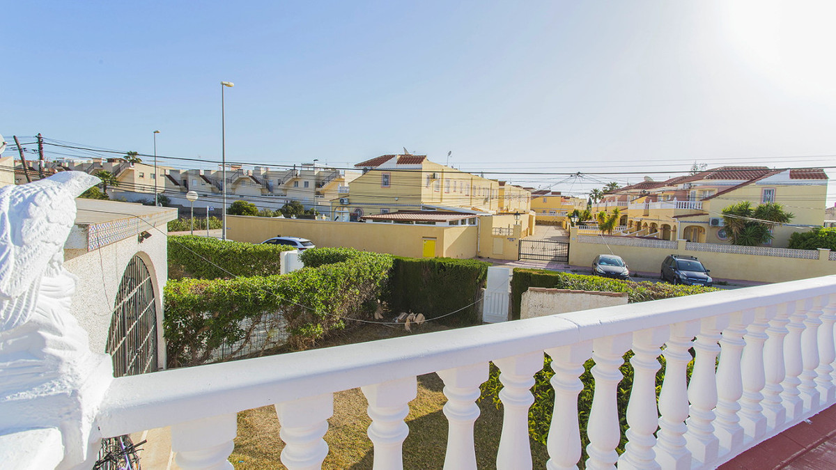 Se vende Villa - Chalet de 2 dormitorios en Costa Blanca, Alicante, España