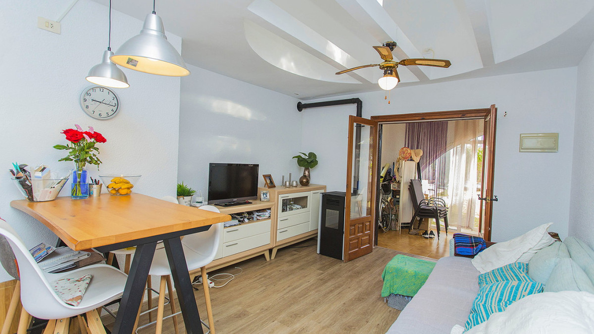 Se vende Villa - Chalet de 2 dormitorios en Costa Blanca, Alicante, España