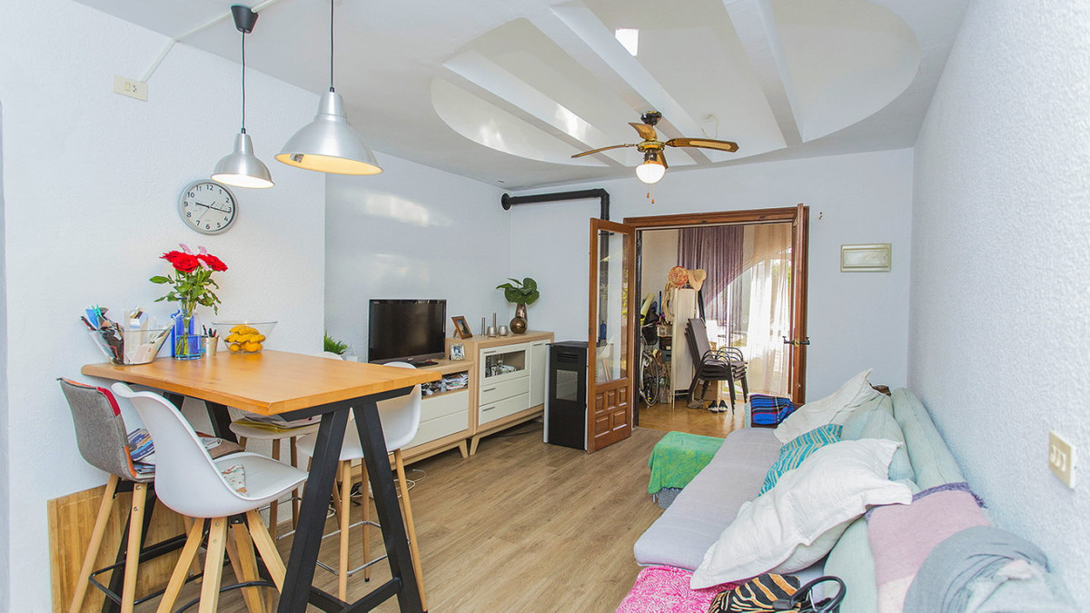 Se vende Villa - Chalet de 2 dormitorios en Costa Blanca, Alicante, España