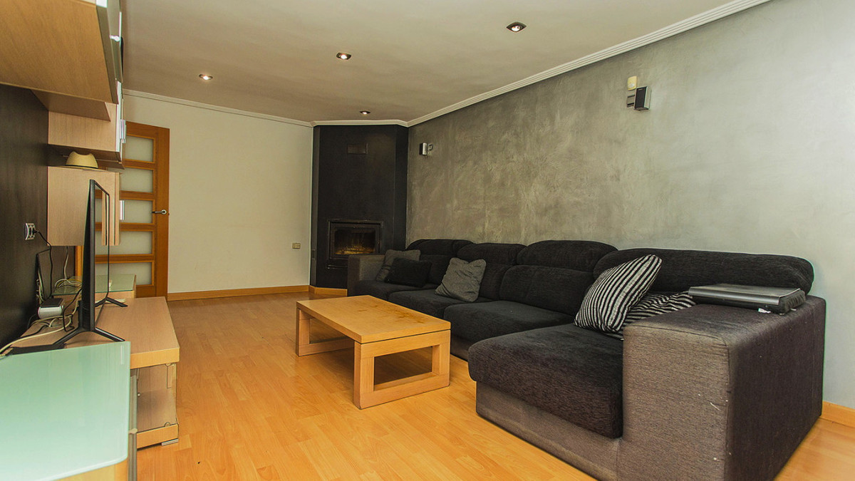 Se vende Villa - Chalet de 3 dormitorios en Costa Blanca, Alicante, España
