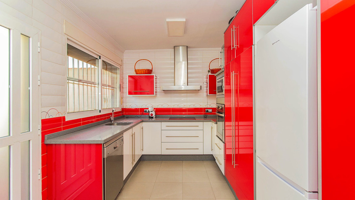 Se vende Villa - Chalet de 3 dormitorios en Costa Blanca, Alicante, España