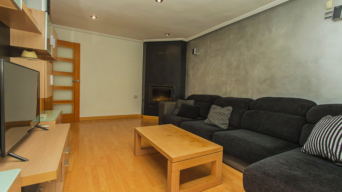 Se vende Villa - Chalet de 3 dormitorios en Costa Blanca, Alicante, España