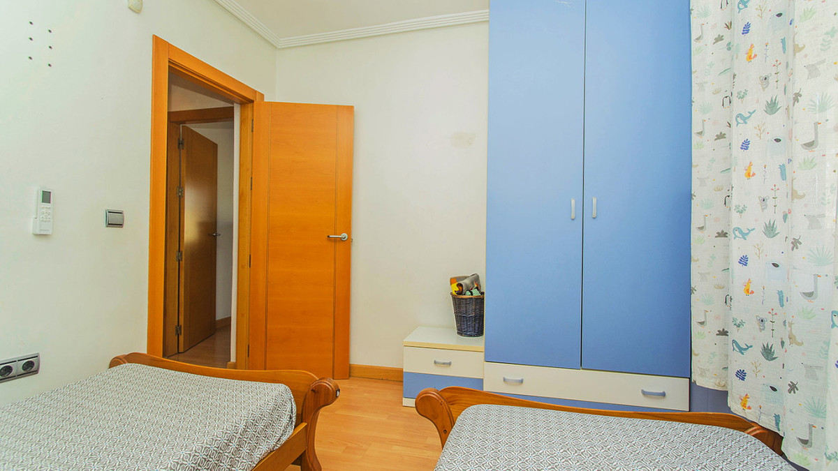 Se vende Villa - Chalet de 3 dormitorios en Costa Blanca, Alicante, España