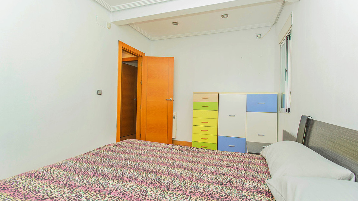 Se vende Villa - Chalet de 3 dormitorios en Costa Blanca, Alicante, España