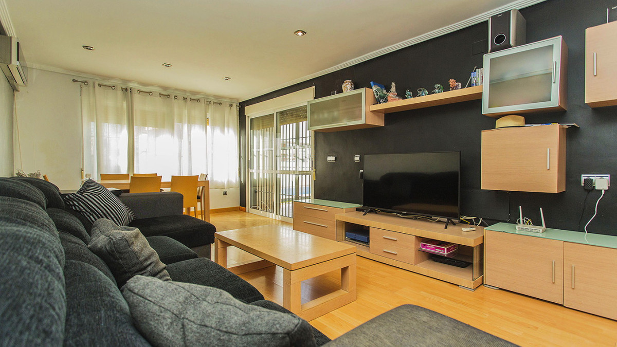 Se vende Villa - Chalet de 3 dormitorios en Costa Blanca, Alicante, España