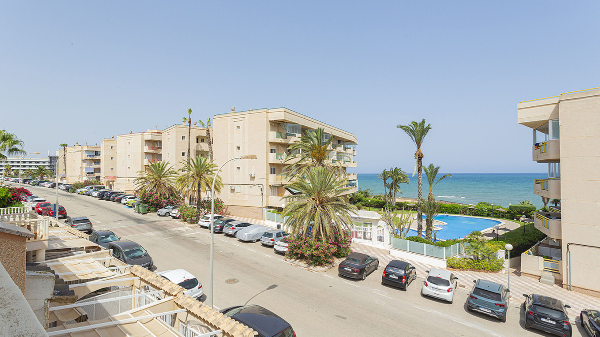 Se vende Adosada de 3 dormitorios en Costa Blanca, Alicante, España