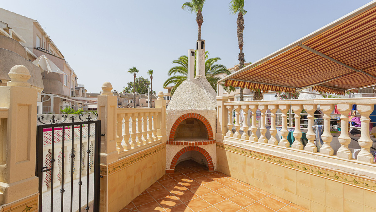 Se vende Adosada de 3 dormitorios en Costa Blanca, Alicante, España