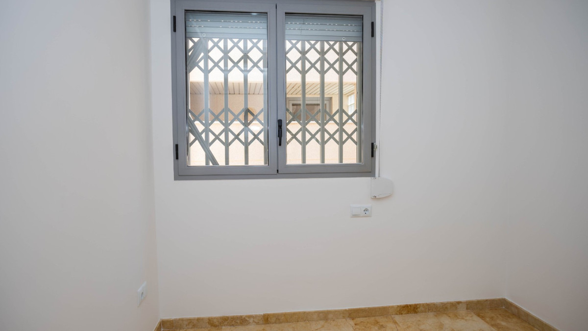 Se vende Ático de 2 dormitorios en Costa Blanca, Alicante, España