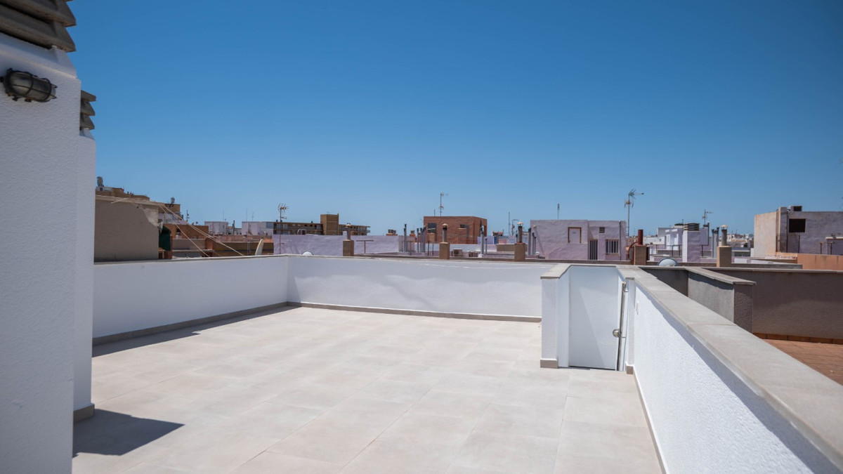 Se vende Ático de 2 dormitorios en Costa Blanca, Alicante, España