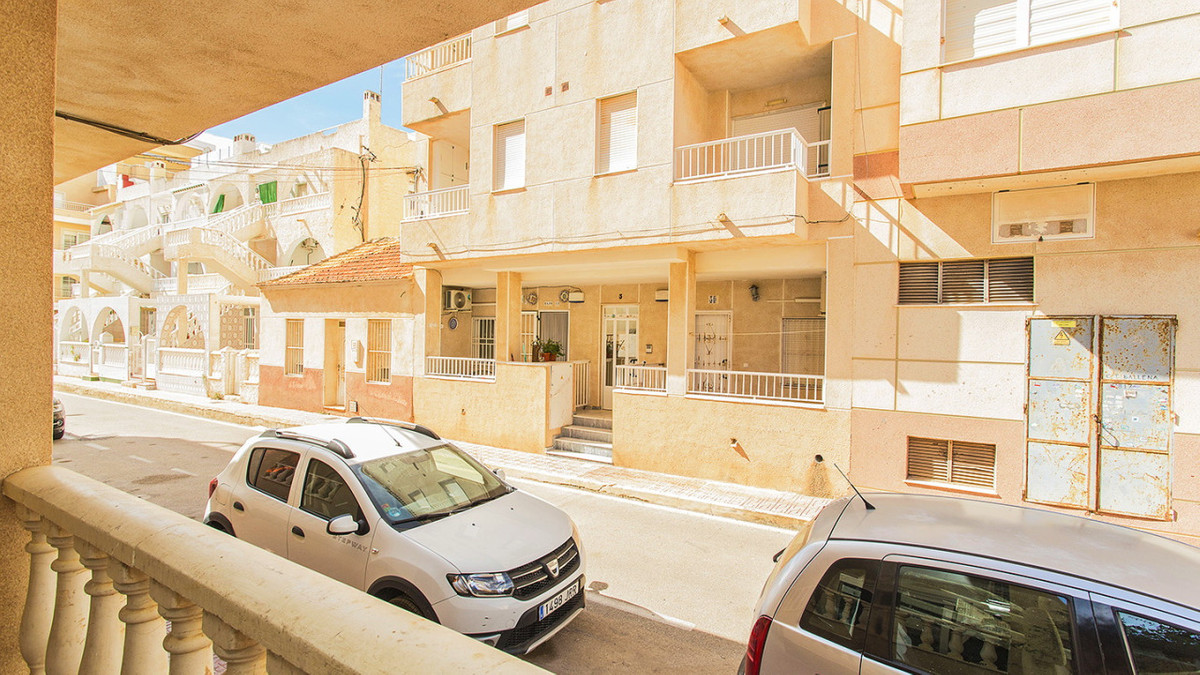 Se vende Apartamento Planta Baja de 2 dormitorios en Costa Blanca, Alicante, España