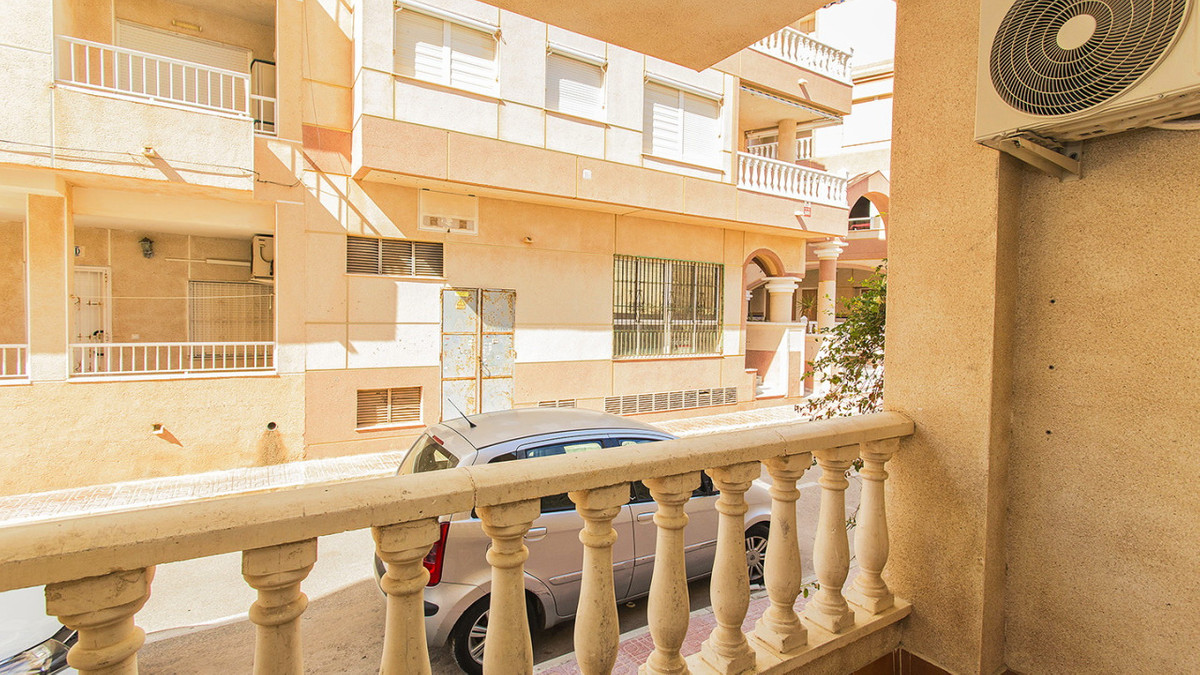 Se vende Apartamento Planta Baja de 2 dormitorios en Costa Blanca, Alicante, España