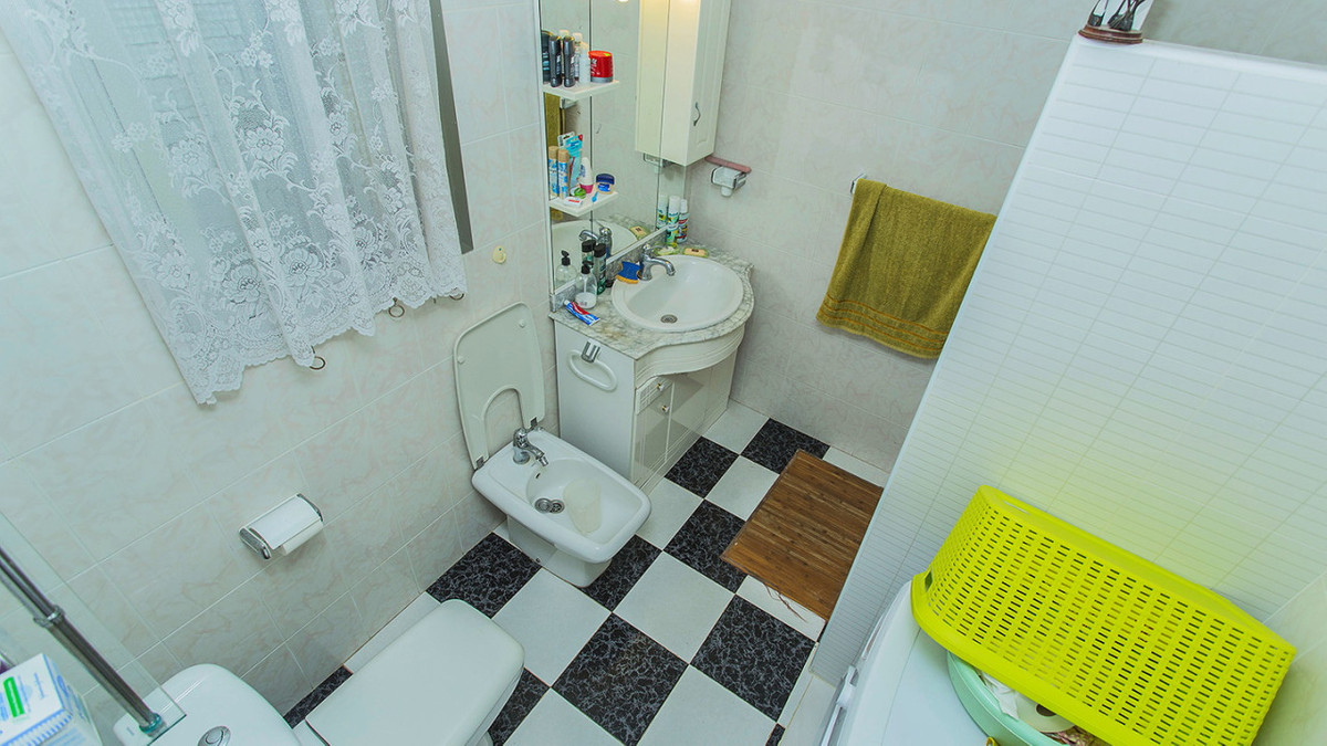 Se vende Apartamento Planta Media de 2 dormitorios en Costa Blanca, Alicante, España