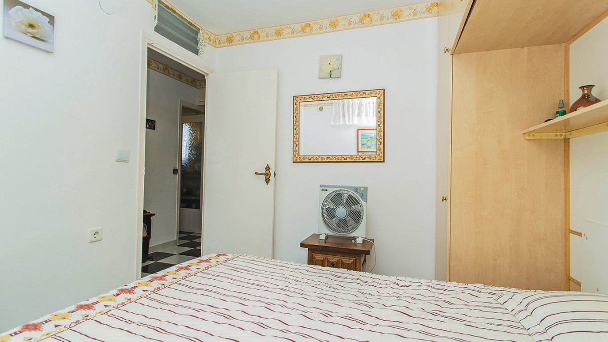 Se vende Apartamento Planta Media de 2 dormitorios en Costa Blanca, Alicante, España