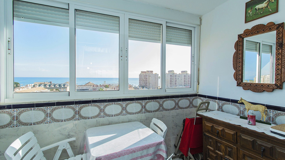 Se vende Apartamento Planta Media de 2 dormitorios en Costa Blanca, Alicante, España