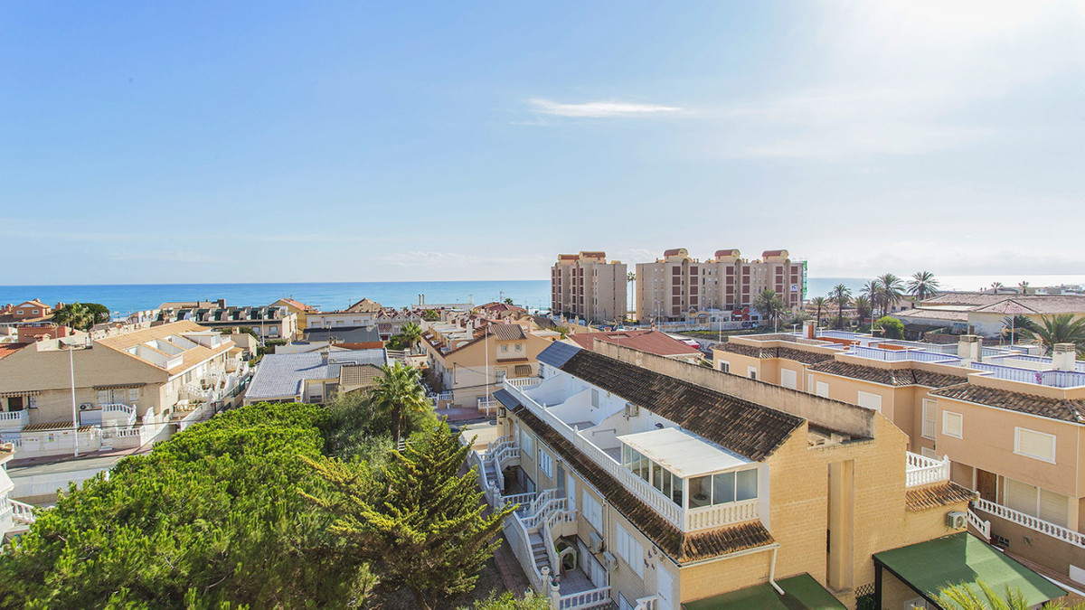 Se vende Apartamento Planta Media de 2 dormitorios en Costa Blanca, Alicante, España